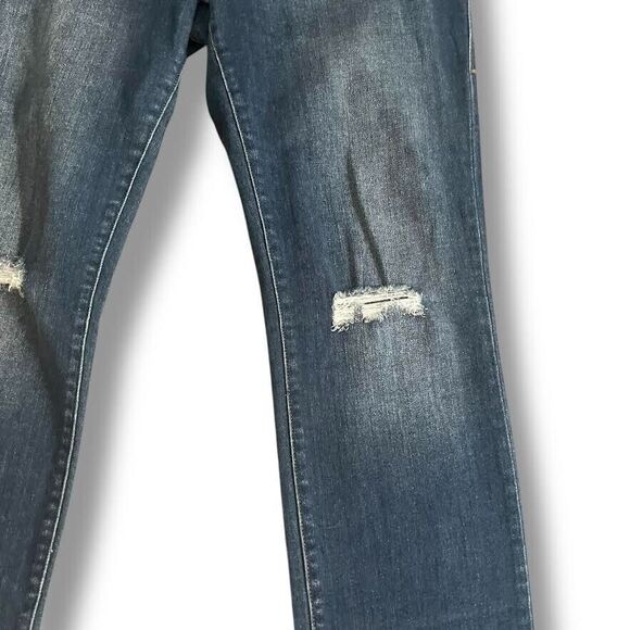 Rock & Republic Jeans Women's 16 Blue Pull-on Slimming Denim Cure Distressed - Picture 9 of 15
